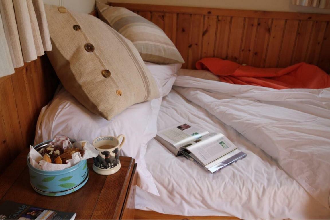 Shepherdshuts-Southeast Hotel Ашфорд Екстериор снимка