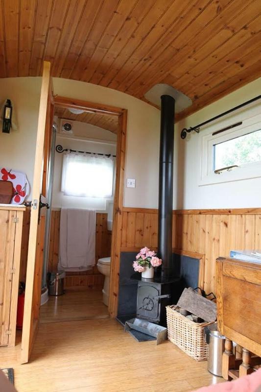 Shepherdshuts-Southeast Hotel Ашфорд Екстериор снимка